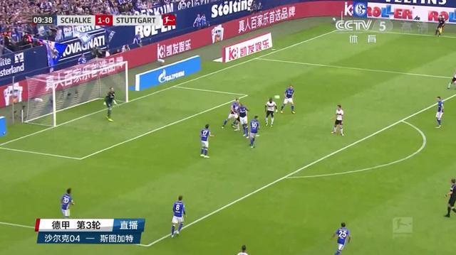  米兰双雄争抢比利时天才，埃因霍温中场成焦点  